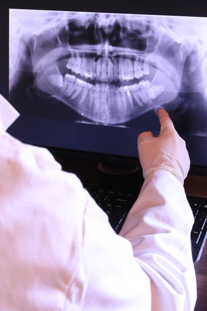 Best Emergency Dental Services for Seniors in Fort Shawnee, OH